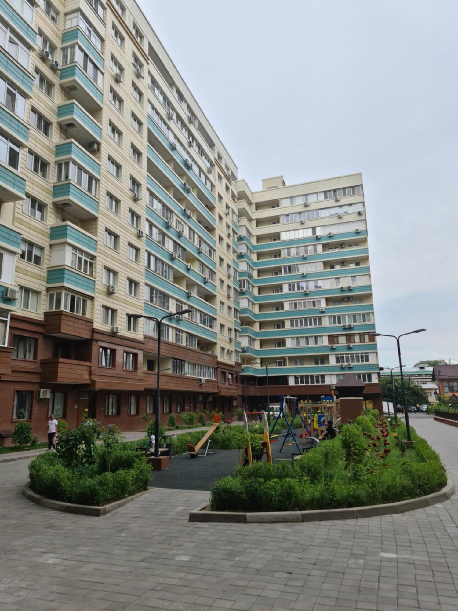 Новый Жк В Самом Центре Города Almaty Eksteriør bilde