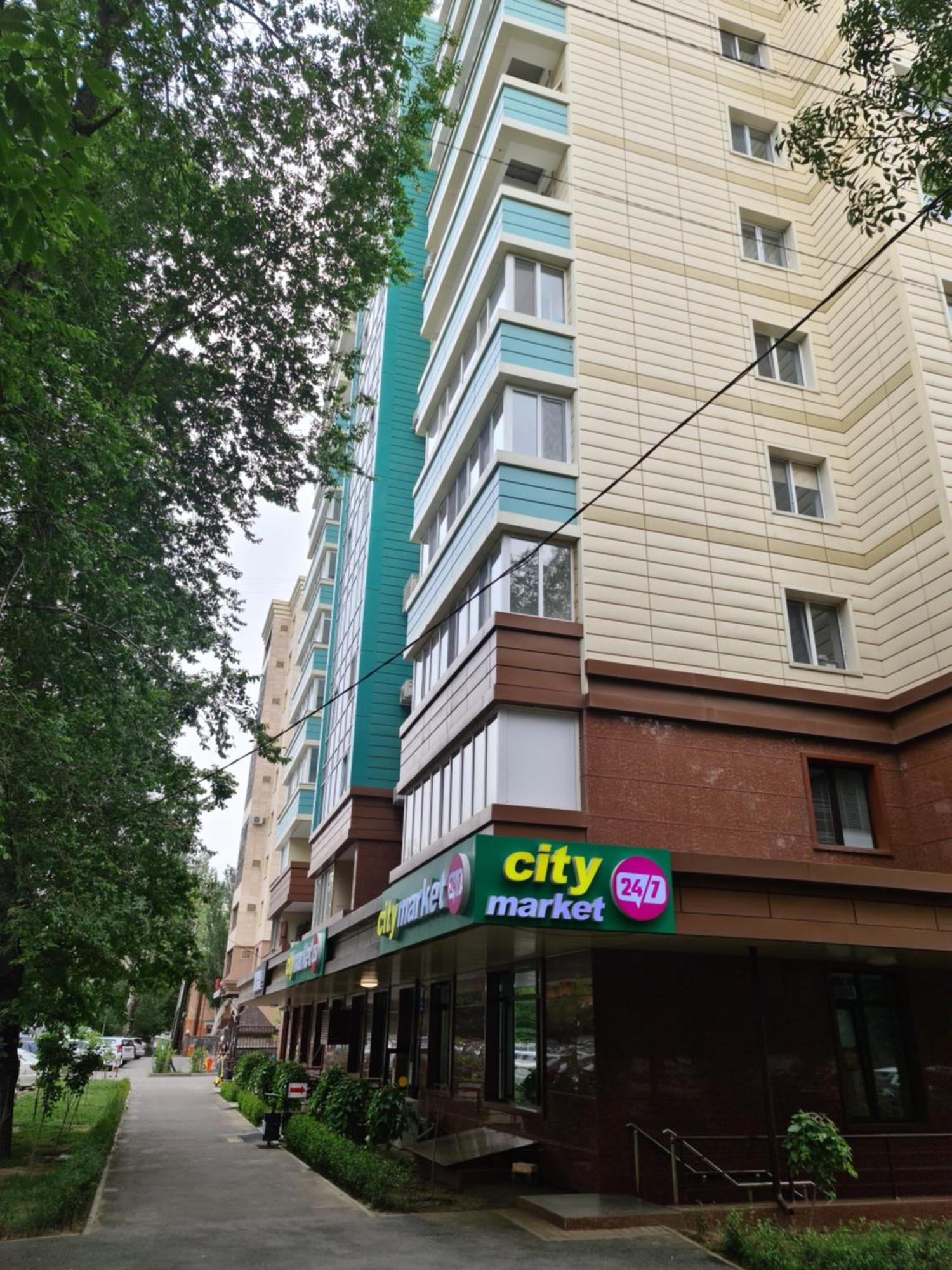 Новый Жк В Самом Центре Города Almaty Eksteriør bilde