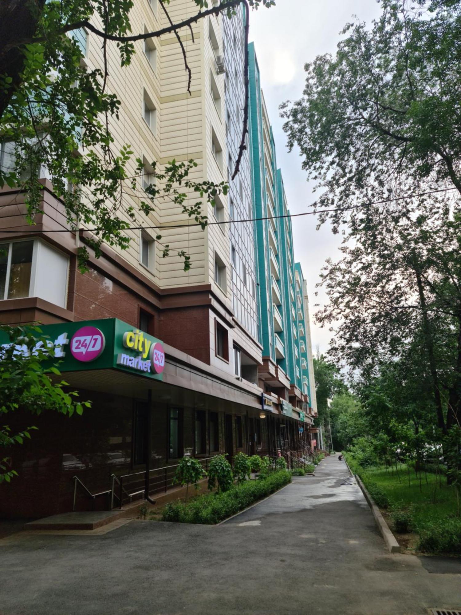 Новый Жк В Самом Центре Города Almaty Eksteriør bilde
